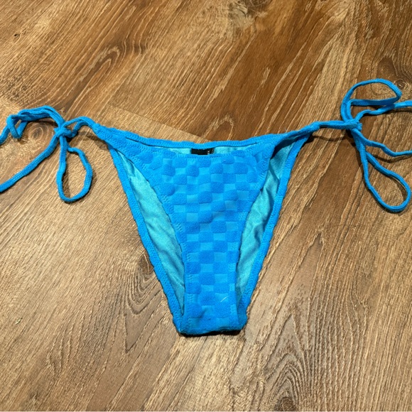 TRIANGL Swimwear tie cheeky bottoms in Vibrant Blue - X SMALL - Picture 1 of 2